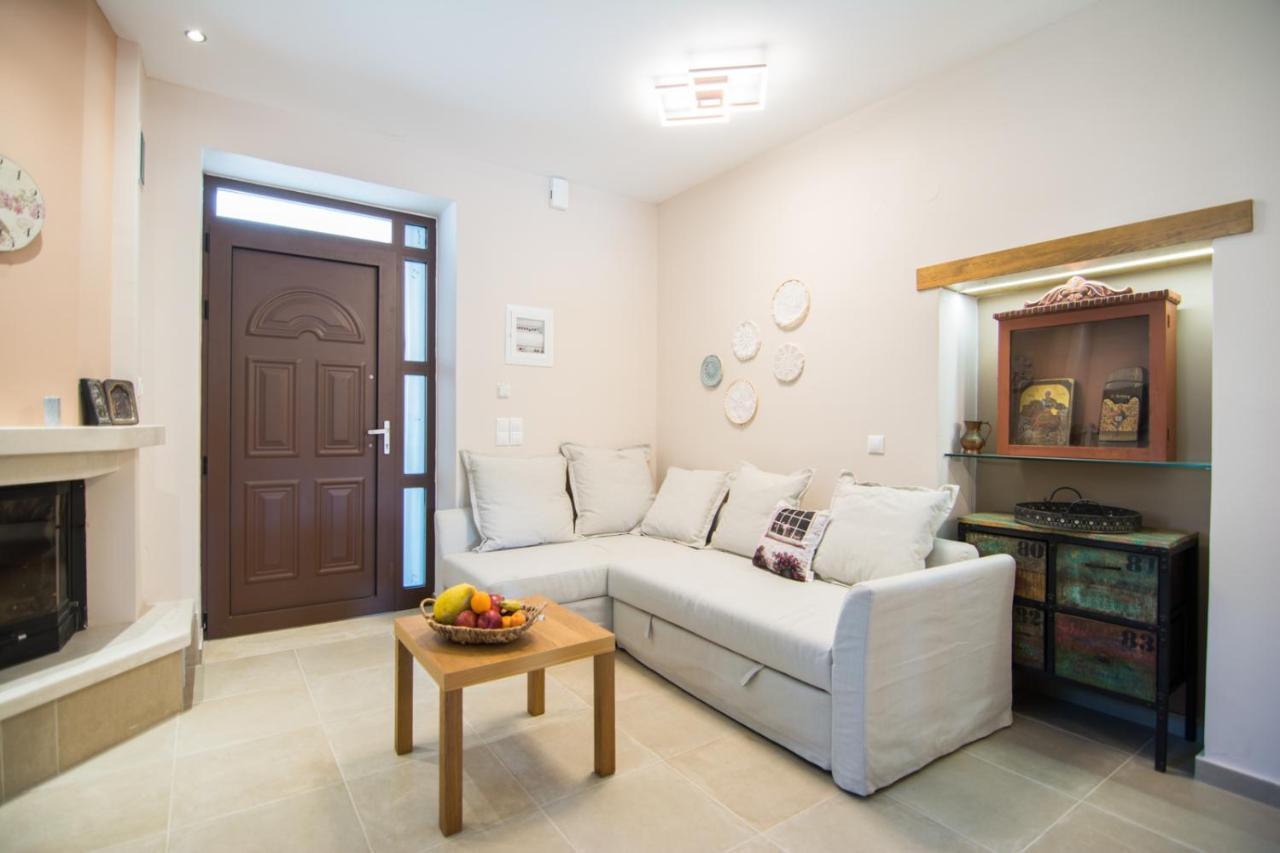 Papa-Antonis Stone House Villa Zaros Exterior photo